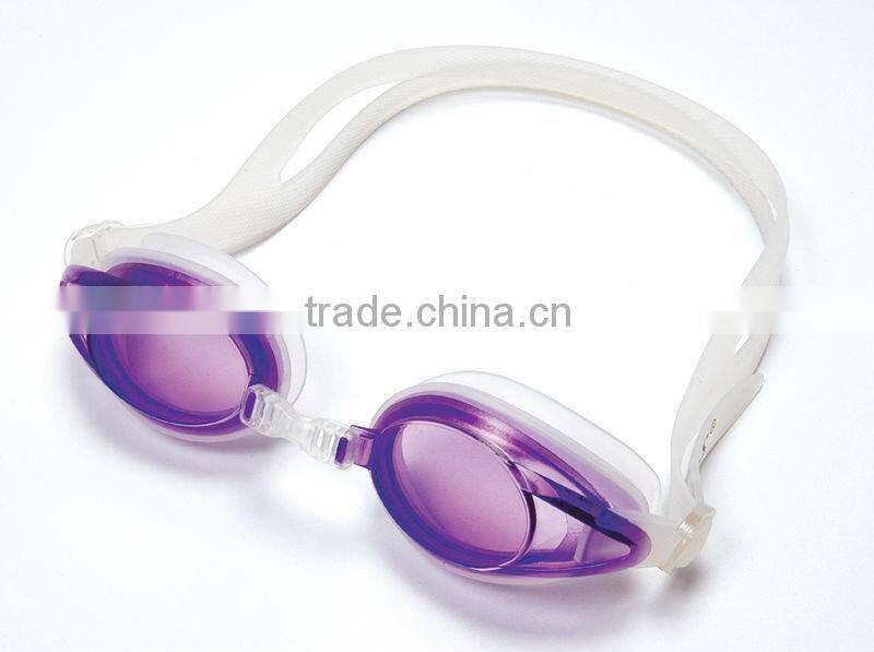 Sexy Goggles for Swimming in Fashion