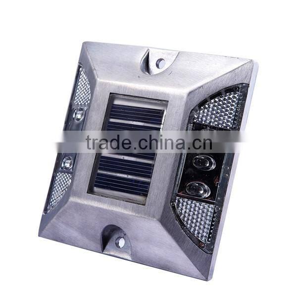 Battery powered blinking led road stud aluminum solar road studs