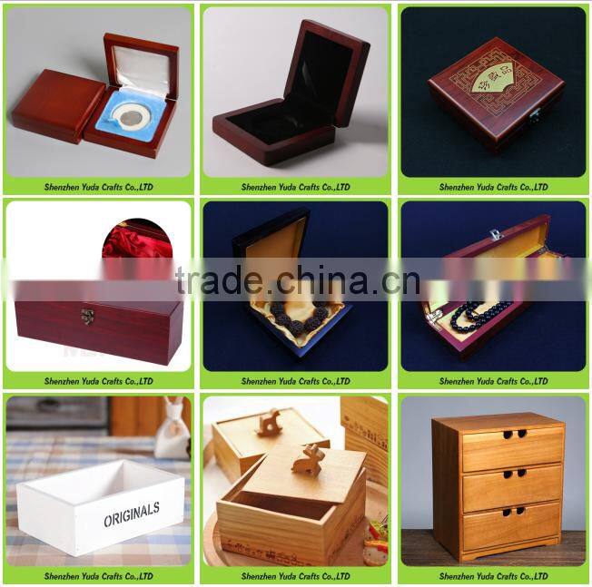Best faver gift box with sculptured patterns glossy beautiful mdf box