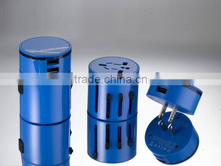 2014 the latest version of a variety of color optional european adaptable plug Italy adapter plug UK TO EU adaptor