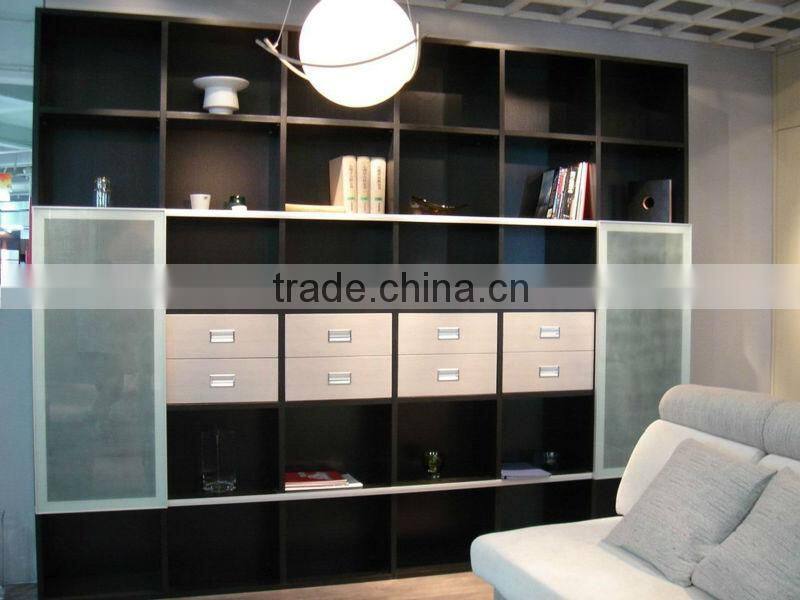 Black wood bookcase and specification