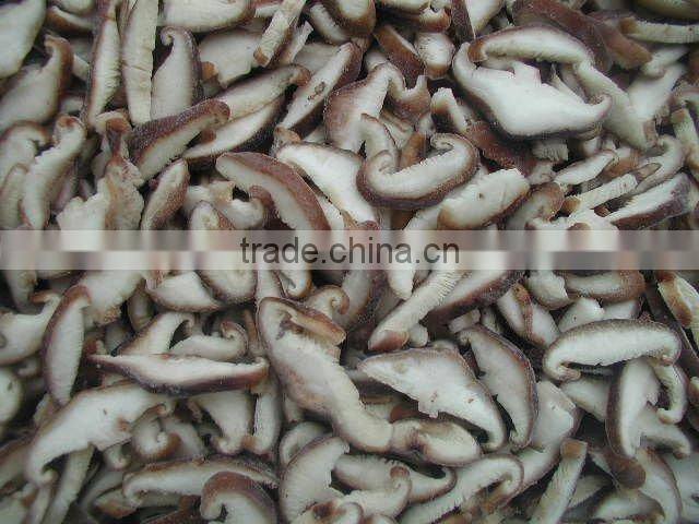 New season Whole Part preserved shiitake growing