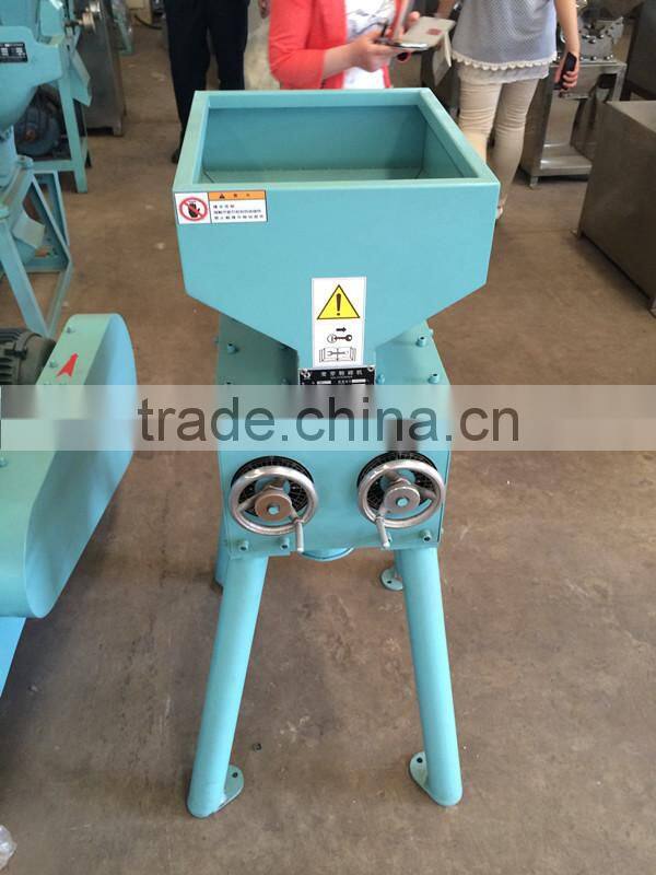 Double Win hot sell barley grinding machine,barely mill machine,barely crushing machine for beer