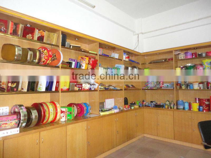 C108 round spice tin box