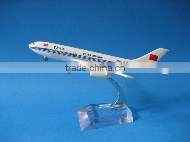 Metal IL-86 Xinjiang Aviation airplane model