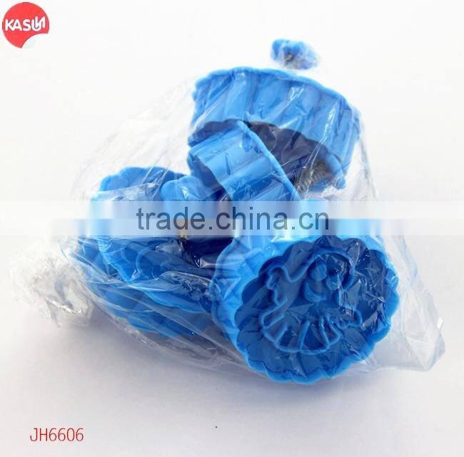 JH6606 Plastic Hand Press Cookie Cutter