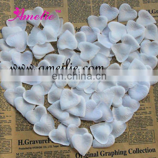 Heart shape fabric dried rose petals