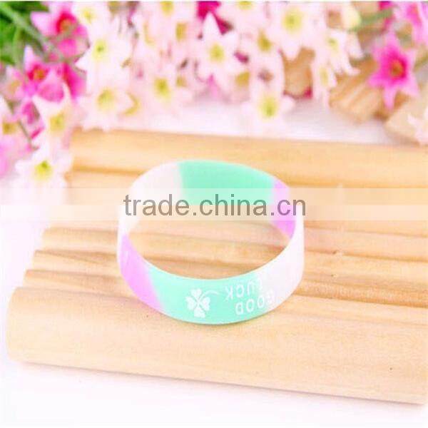 Alibaba express engrave id silicone bracelet