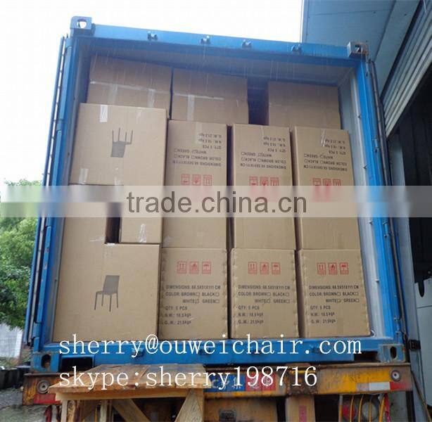 molded plastic outdoor furniture