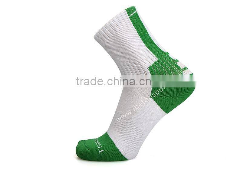 hot sales Wholesale cheap comfortable socks with OEM service