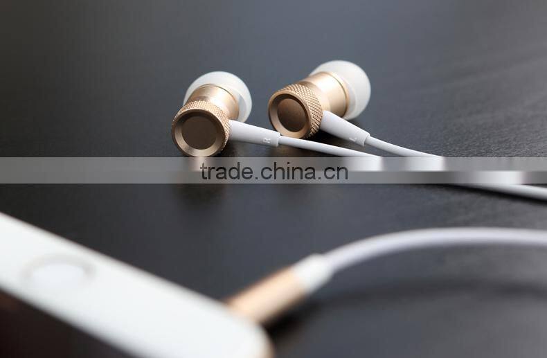 Original ROCK Mula Stereo Earphone in-ear Headphone Handsfree with Mic For SAMSUNG For iPhone Universal Earbud MT-4381