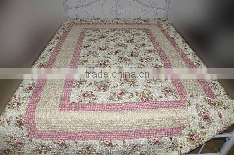 2015 high quality fake patchwork microfiber quilt set bedding set
