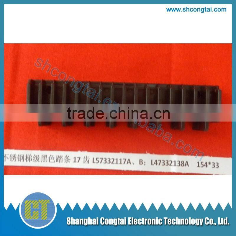 Escalator demarcation strip L57332117A