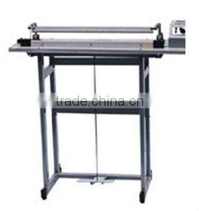 Pedal-powered sealing machine