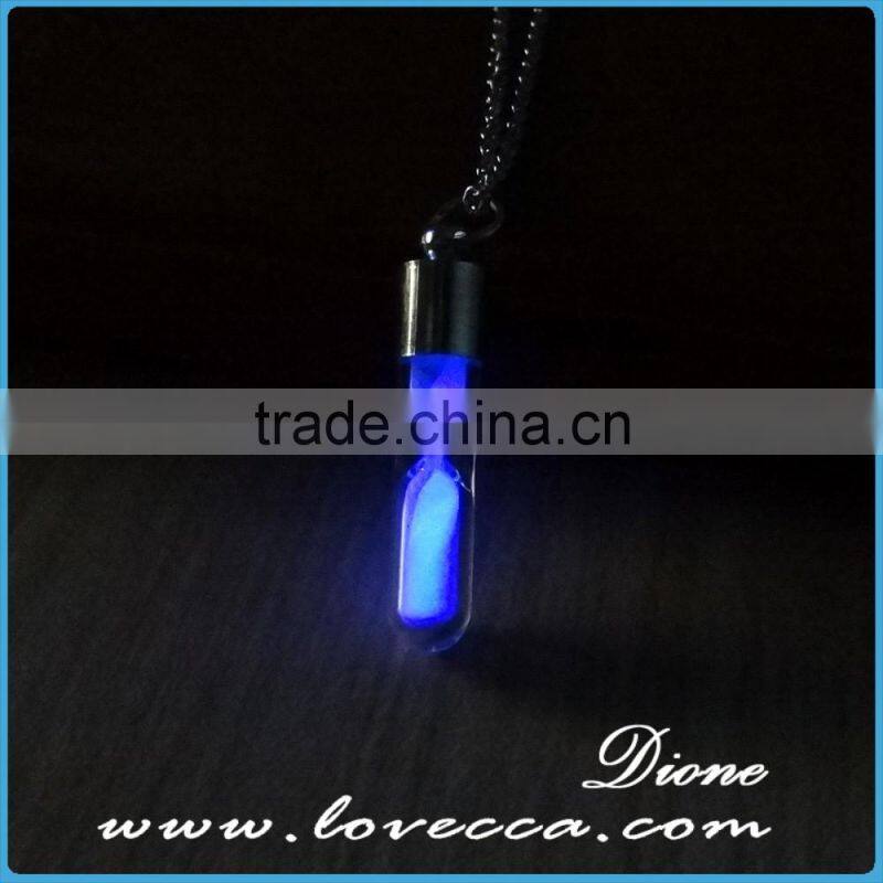 Valentines Day Gift glowing necklace , glow in the dark heart pendant luminous necklace