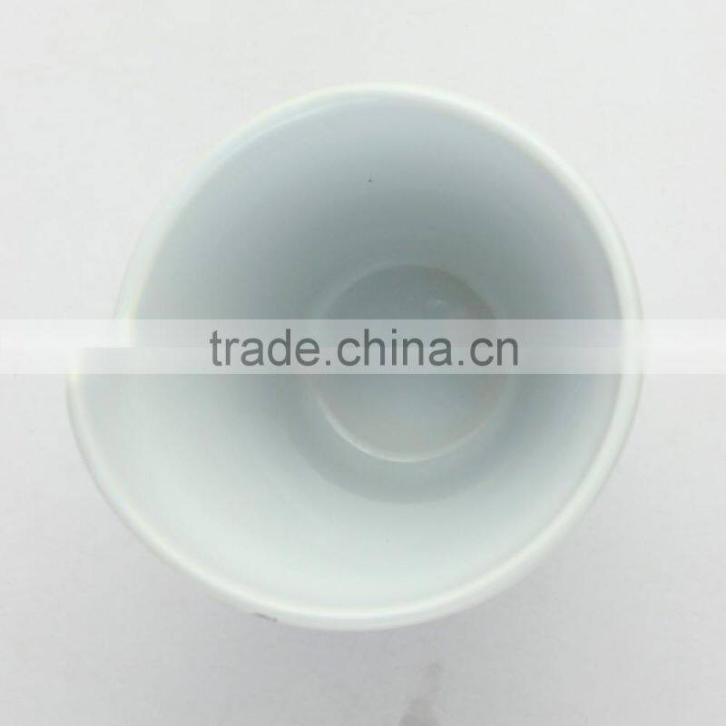 Eco-friendly Certification Ceramic chip cone cup