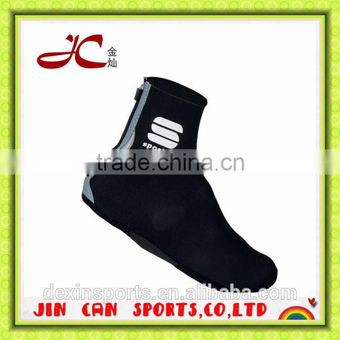 Neoprene socks