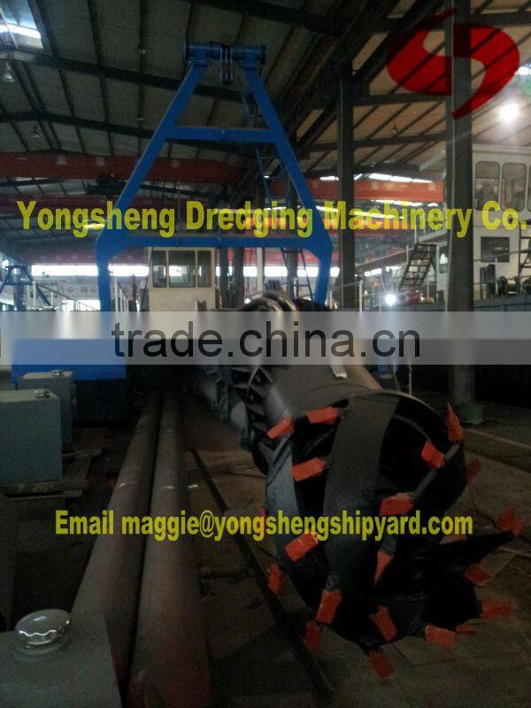 non-propelled cutter head suction dredger