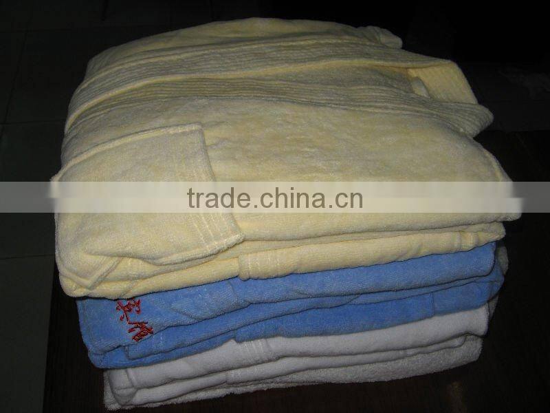 variety and comfortable cotton hotel bathrobe