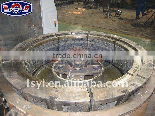 tyre segmented tread mold