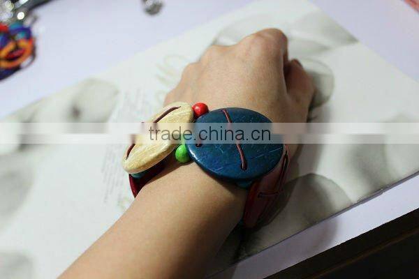 laser engraved decorative wood buttons for garment/clothing