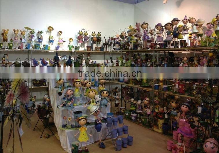 Garden 2014 New Design Wholesale White Swing Hanging Egg Rattan Chair