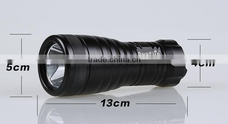 Professional diving Flashlight use dry battery