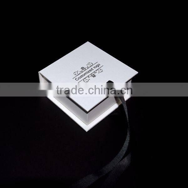Luxury custom high gloss white paper cardboard box packaging for candle
