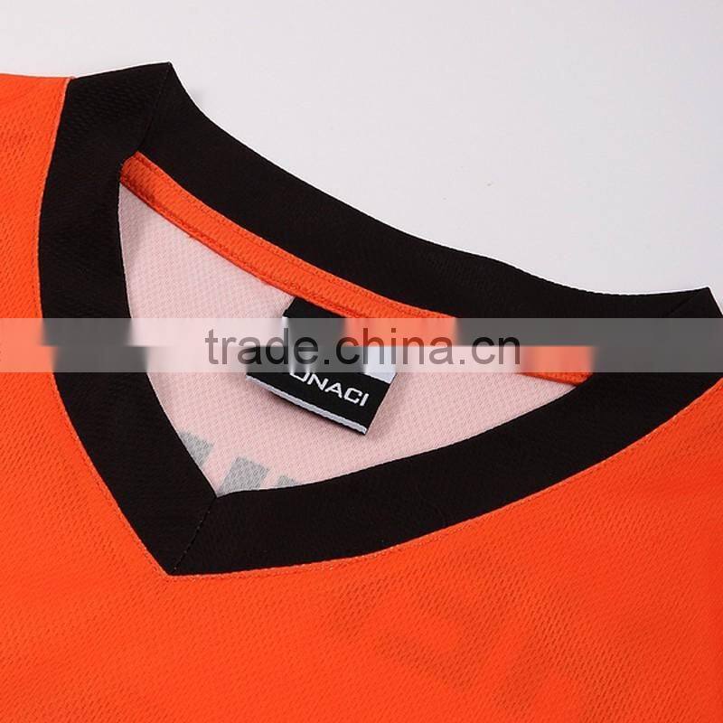 Wholesale latest design team soccer jersey goalkeeper shirt