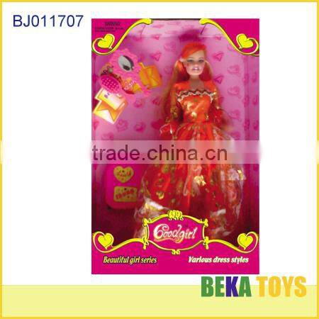 travel pack roca princess toy with beautiful doll with her luggage
