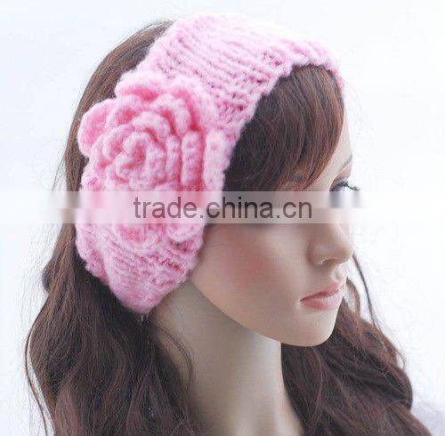 knitted fashion hair band with flower