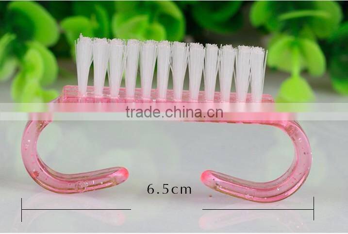 Hot Sell Multi-Color Ox Horn Shaped Nail Cleaning Brush