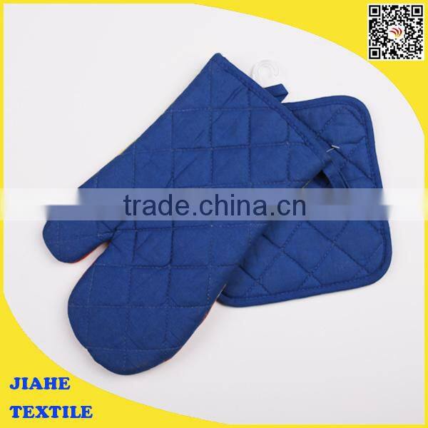 polyester/cotton printed checks oven glove