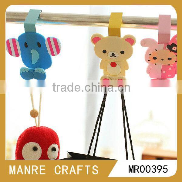 Wholesales custom made PVC sucker hangers hook