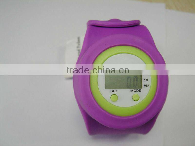 cheap promotional gift multifunction silicone bracelet best wrist pedometer