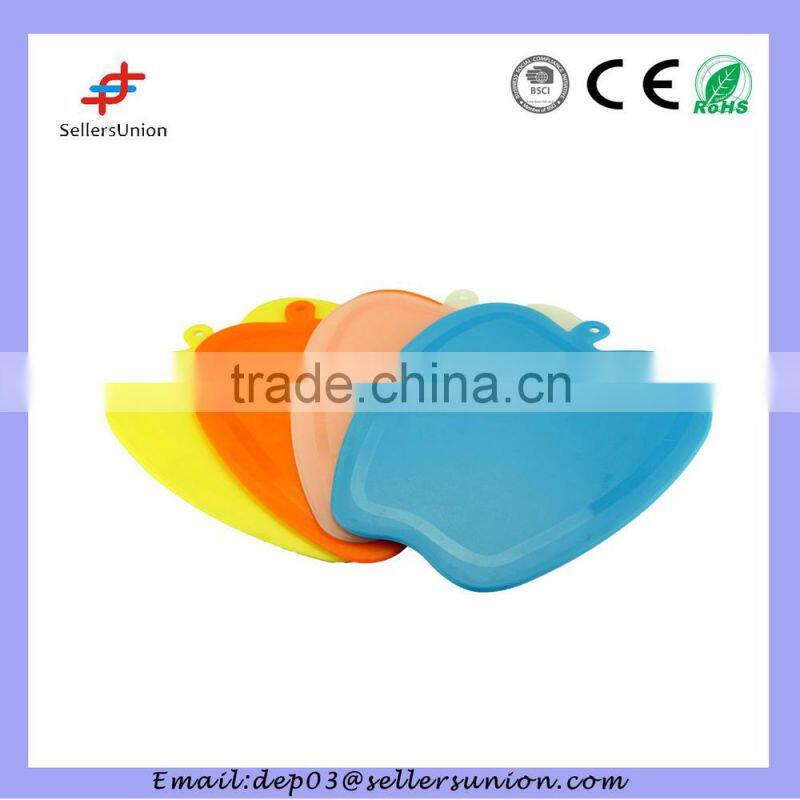 Silicone cutting board