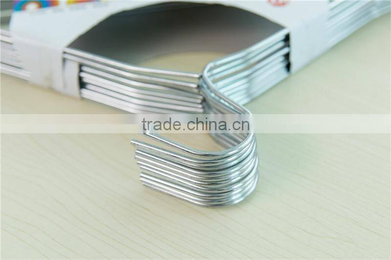 High quality Hot sales metal wonder clothes hanger with activity hook