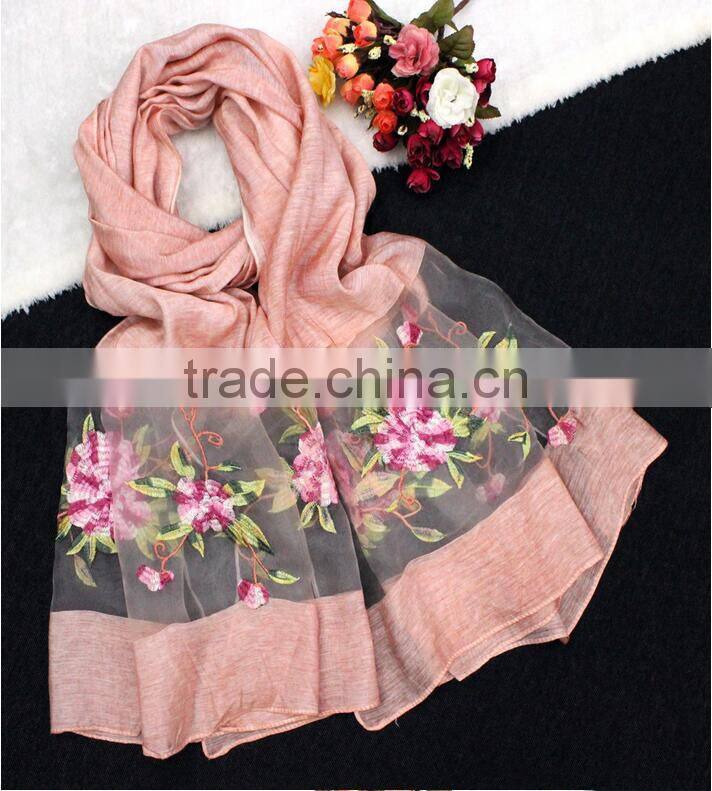 2017 High Quality women Flower embroidered silk scarf