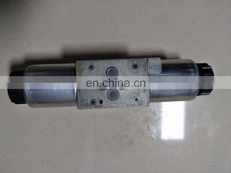 Solenoid directional valves 4WE6J61/EG24N9K4