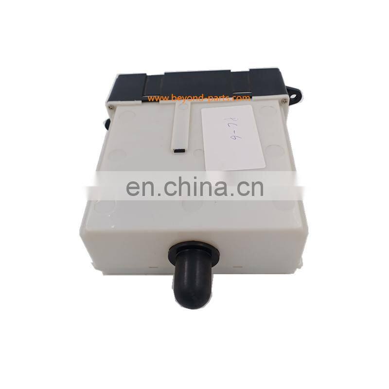 PC200-6 PC220-6 Air Conditioner Panel 20Y-979-2471