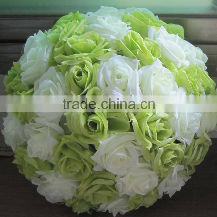 Factory wholesale 12 inch flower kissing ball