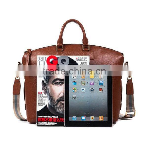 Office stylish brended name leather messenger bag for men