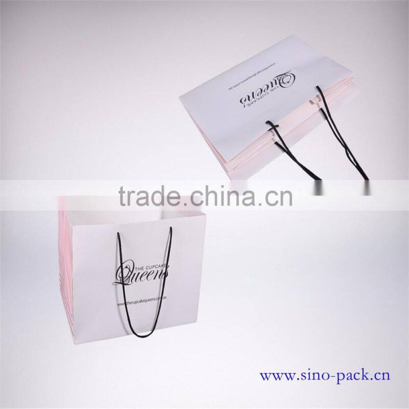 embossed craft art handled paper bags China Supplier