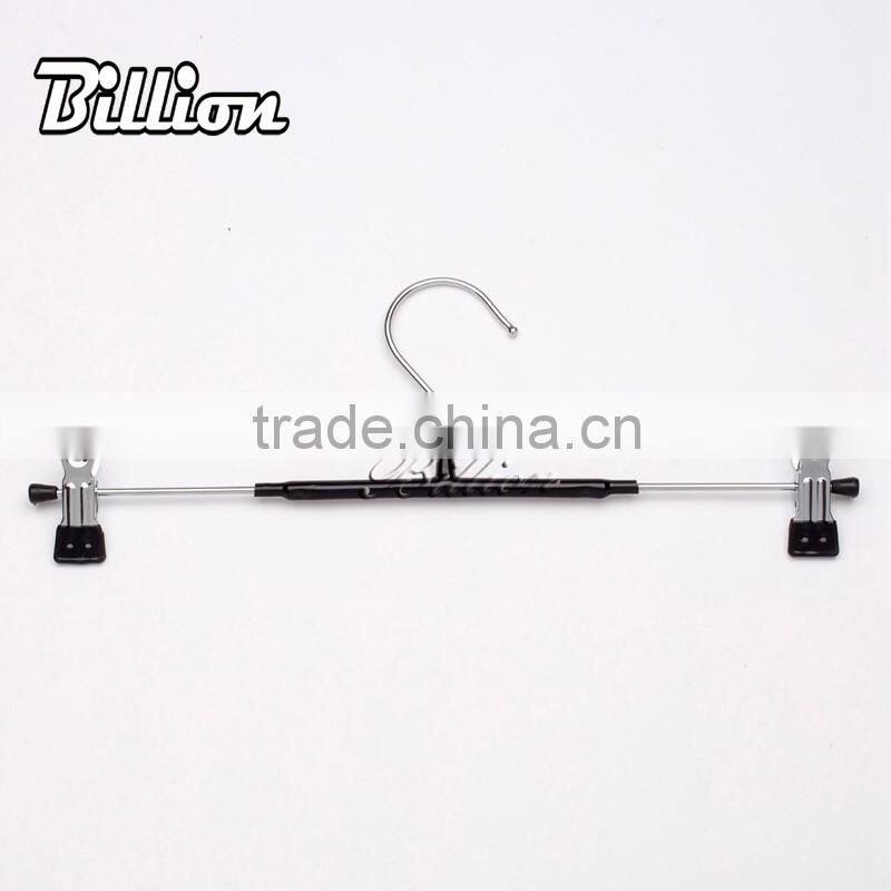 China Manufacturer metal pants clothes hanger non slip metal hanger