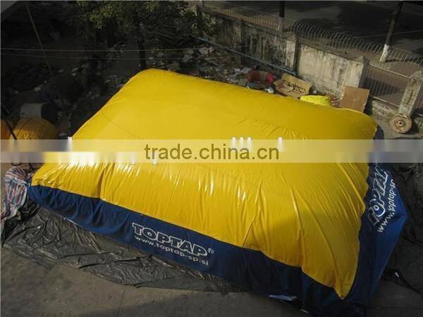 Durable air inflatable bag/ inflatable jump air bag for skiing