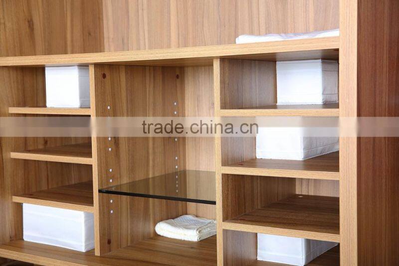 walk in wardrobe
