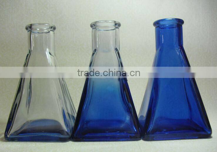 colored taper shape aroma Reed diffuser glass bottle with cork