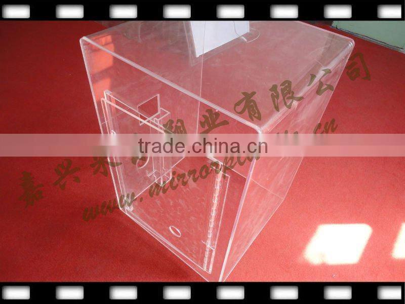 custom acrylic showcase