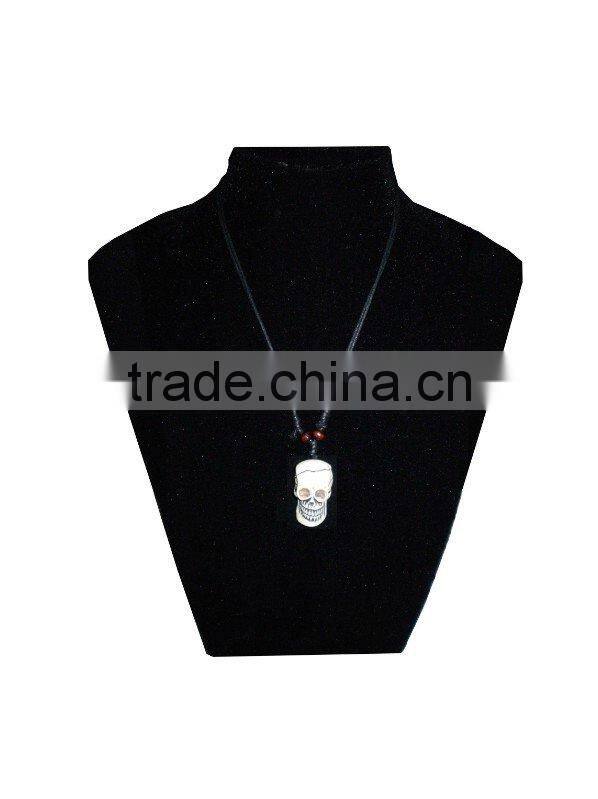 Halloween skull necklace