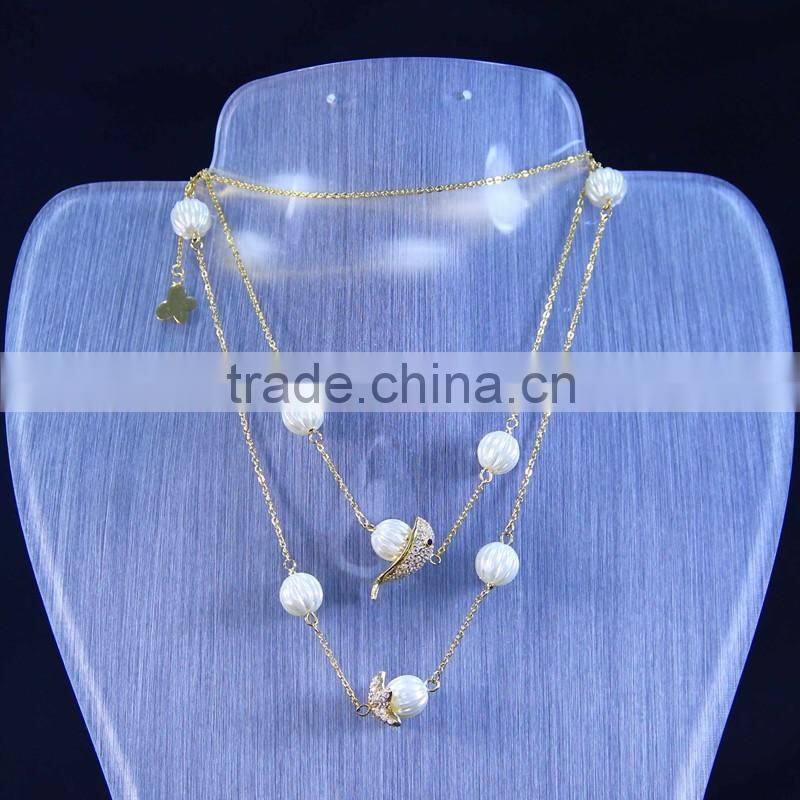 unique design necklace with pearls charm